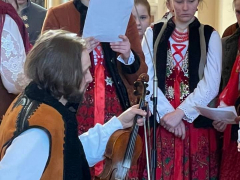 Droga_Krzyzowa_w_Waksmundzie-13