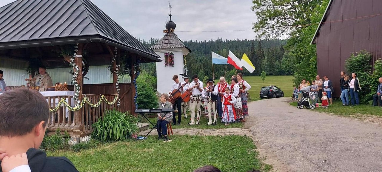Polowa_Msza_Swieta_na_Buflaku-17