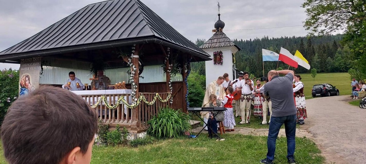 Polowa_Msza_Swieta_na_Buflaku-7